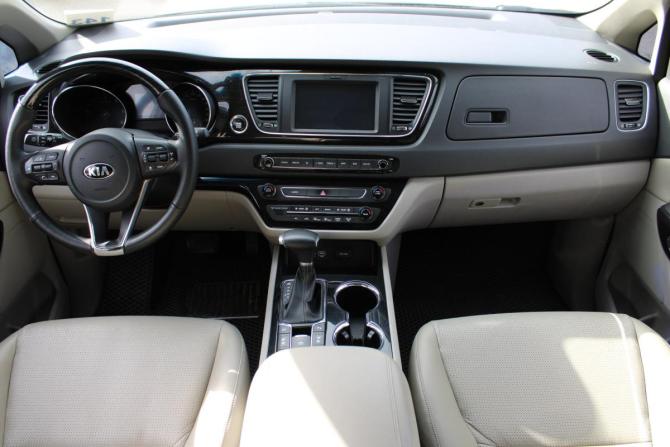 Kia Carnival III с пробегом 2018 года, цена 2 431 000 рублей, 208127 км, минивэн, Автокод Объявления