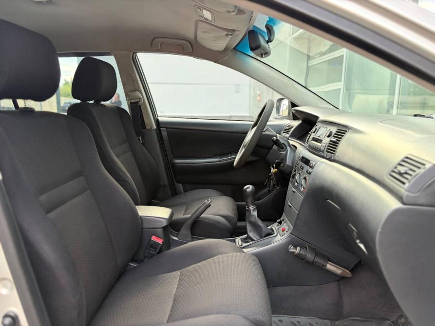 Toyota Corolla IX (E120 E130) Рестайлинг Санкт-Петербург  - изображение 16