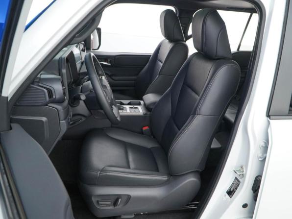 Toyota Land Cruiser Prado 250 Series с пробегом 2025 года, цена 10 827 077 рублей, 104 км, внедорожник, Автокод Объявления