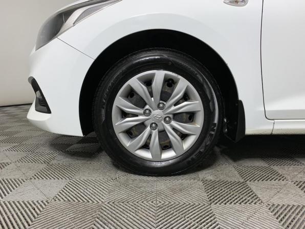 Hyundai Solaris II с пробегом 2018 года, цена 1 189 000 рублей, 240000 км, седан, Автокод Объявления