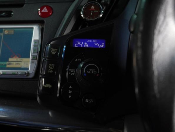 Honda CR-Z I с пробегом 2010 года, цена 999 000 рублей, 268577 км, хэтчбек, Автокод Объявления