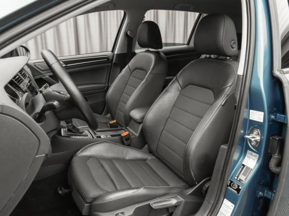 Volkswagen Golf VII с пробегом 2013 года, цена 1 450 000 рублей, 128493 км, хэтчбек, Автокод Объявления