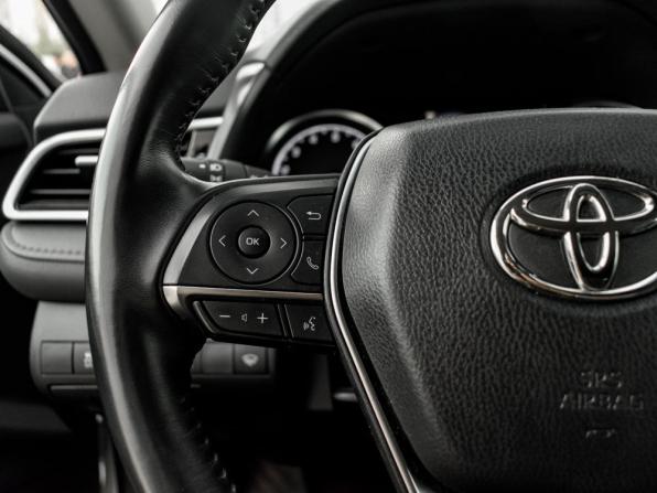 Toyota Camry VIII (XV70) с пробегом 2021 года, цена 2 990 000 рублей, 51511 км, седан, Автокод Объявления