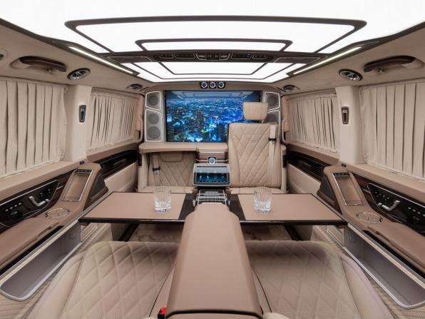 Mercedes-Benz V-Класс III (W447) Рестайлинг 2 с пробегом 2026 года, цена 46 000 000 рублей, 18 км, минивэн, Автокод Объявления