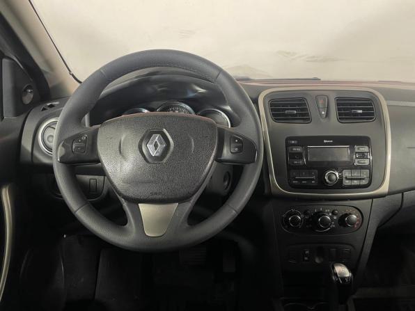Renault Sandero II с пробегом 2015 года, цена 699 000 рублей, 104387 км, хэтчбек, Автокод Объявления