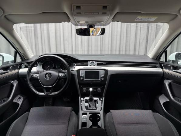 Volkswagen Passat B8 с пробегом 2017 года, цена 1 899 000 рублей, 119000 км, седан, Автокод Объявления