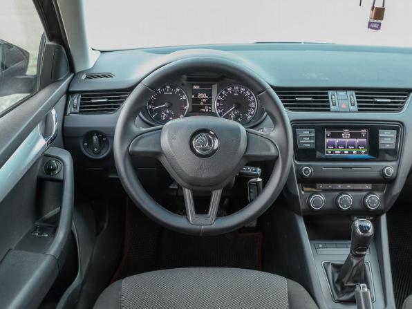 Skoda Octavia III (A7) с пробегом 2016 года, цена 1 300 000 рублей, 177618 км, лифтбек, Автокод Объявления
