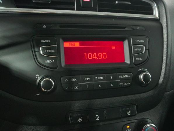 Kia Ceed II Рестайлинг с пробегом 2015 года, цена 1 458 000 рублей, 67910 км, хэтчбек, Автокод Объявления