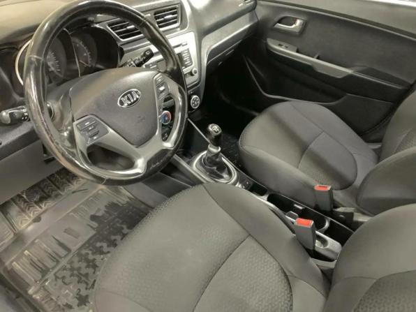 Kia Rio III Рестайлинг с пробегом 2017 года, цена 865 000 рублей, 119020 км, хэтчбек, Автокод Объявления