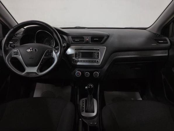 Kia Rio III Рестайлинг с пробегом 2017 года, цена 1 245 000 рублей, 74103 км, хэтчбек, Автокод Объявления