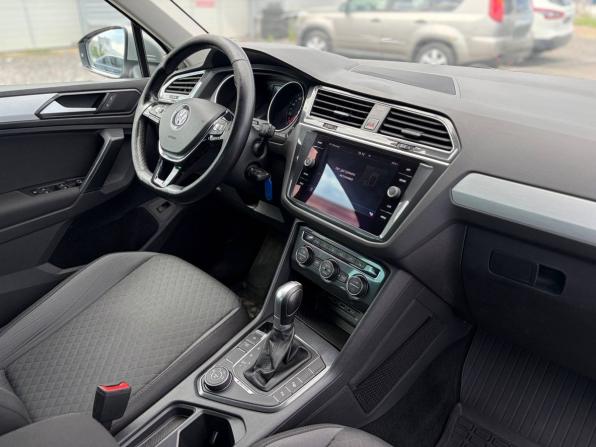 Volkswagen Tiguan II с пробегом 2017 года, цена 1 595 000 рублей, 257000 км, внедорожник, Автокод Объявления
