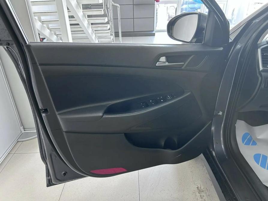 Hyundai Tucson III Уфа  - изображение 10