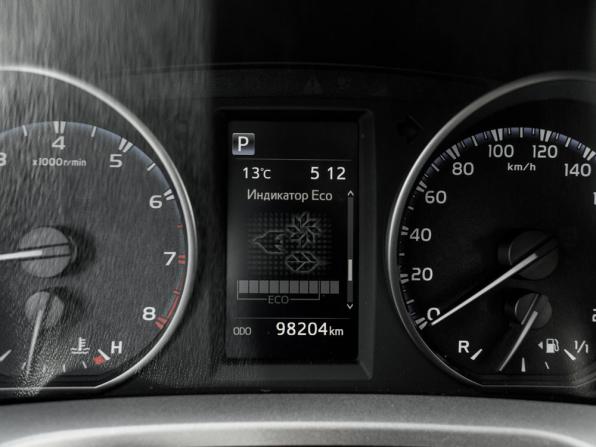 Toyota RAV4 IV (XA40) Рестайлинг с пробегом 2017 года, цена 2 335 000 рублей, 98204 км, внедорожник, Автокод Объявления