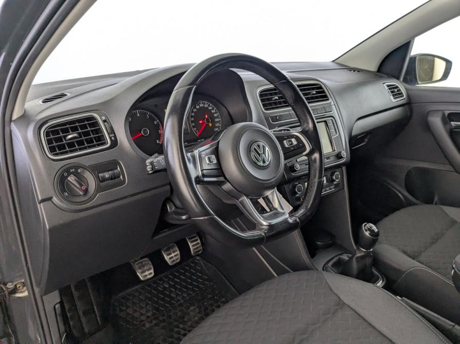 Volkswagen Polo V Рестайлинг Москва  - изображение 16