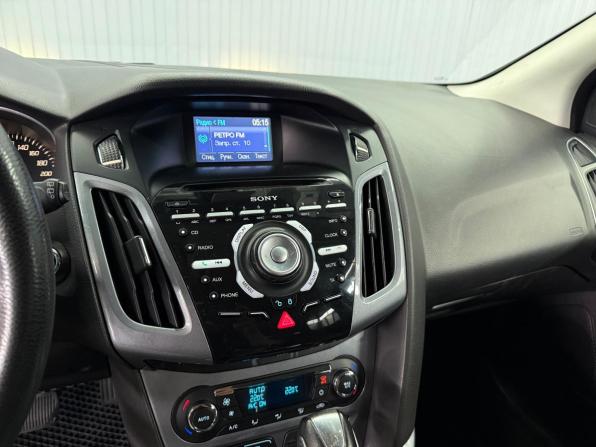 Ford Focus III с пробегом 2012 года, цена 947 000 рублей, 153504 км, хэтчбек, Автокод Объявления