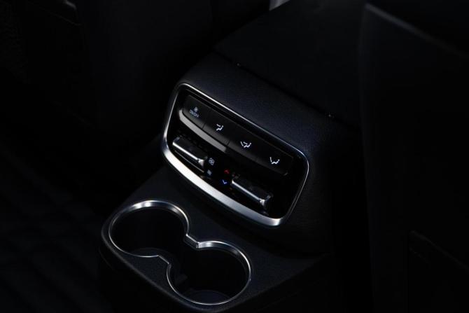 Kia Mohave I Рестайлинг 2 с пробегом 2020 года, цена 4 897 444 рубля, 81330 км, внедорожник, Автокод Объявления