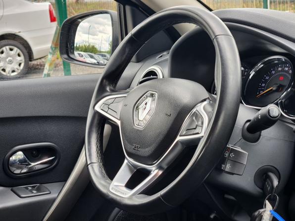Renault Sandero II Рестайлинг с пробегом 2020 года, цена 1 169 000 рублей, 96000 км, хэтчбек, Автокод Объявления