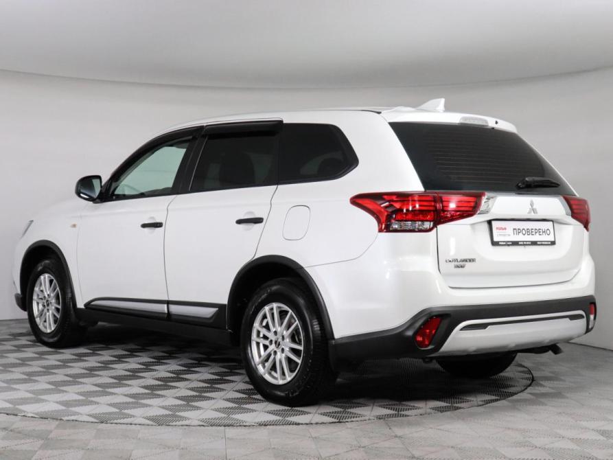 Mitsubishi Outlander III Рестайлинг 3 Химки  - изображение 8