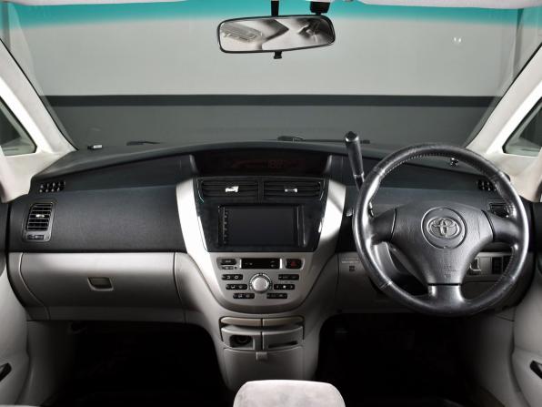 Toyota Opa I Рестайлинг с пробегом 2002 года, цена 299 999 рублей, 228564 км, универсал, Автокод Объявления