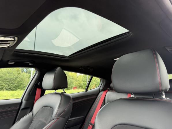 Kia Stinger I с пробегом 2021 года, цена 3 600 000 рублей, 66695 км, лифтбек, Автокод Объявления