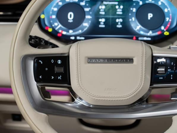 Новый Land Rover Range Rover V 2025 года, цена 38 850 000 рублей, внедорожник, Автокод Объявления