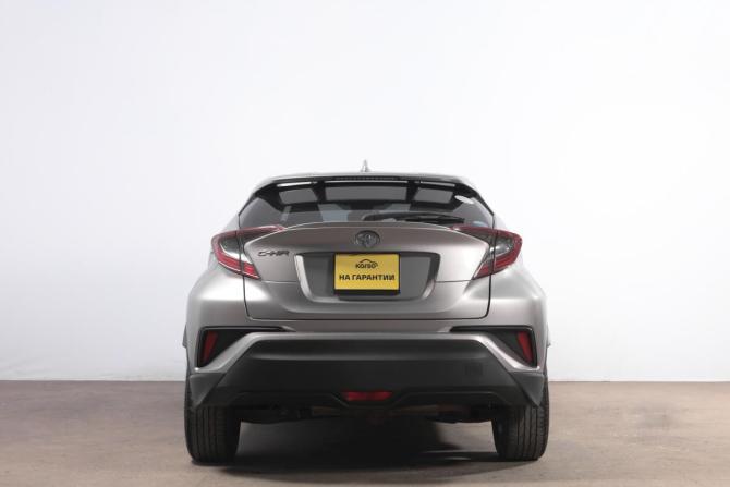 Toyota C-HR I с пробегом 2018 года, цена 1 899 000 рублей, 49100 км, внедорожник, Автокод Объявления