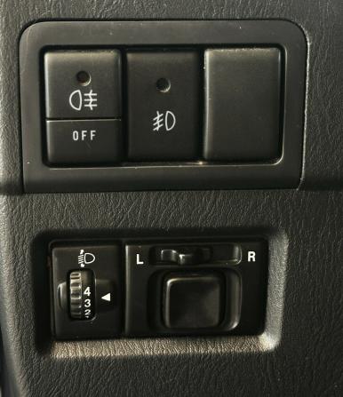 Suzuki Jimny III Рестайлинг 1 с пробегом 2008 года, цена 820 000 рублей, 249335 км, внедорожник, Автокод Объявления