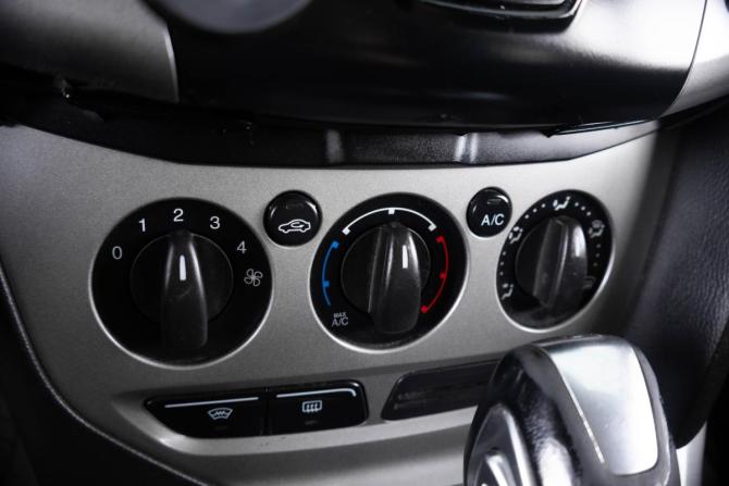 Ford Focus III с пробегом 2012 года, цена 649 000 рублей, 180000 км, седан, Автокод Объявления