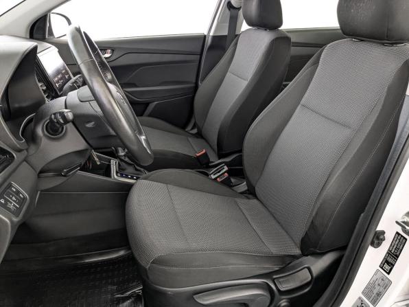 Hyundai Solaris II Рестайлинг с пробегом 2021 года, цена 1 435 000 рублей, 82201 км, седан, Автокод Объявления