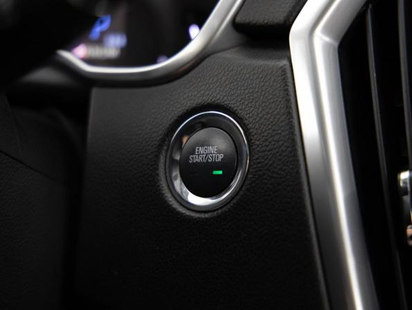 Cadillac SRX II Рестайлинг с пробегом 2013 года, цена 1 799 000 рублей, 149783 км, внедорожник, Автокод Объявления