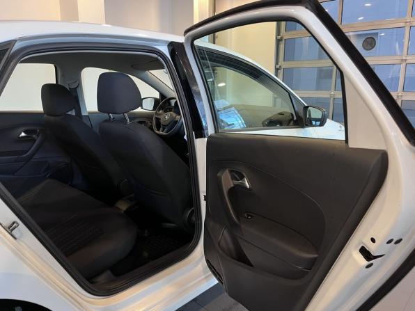 Volkswagen Polo V Рестайлинг с пробегом 2017 года, цена 1 250 000 рублей, 82650 км, седан, Автокод Объявления