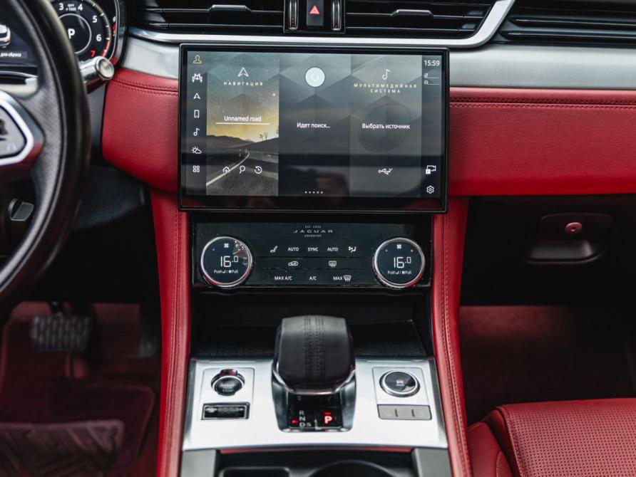 Jaguar F-Pace I Рестайлинг Москва  - изображение 11