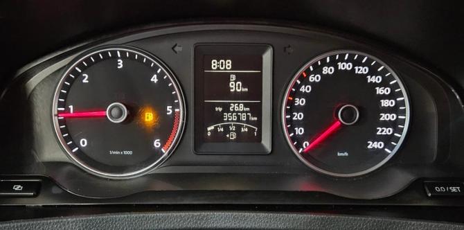 Volkswagen Caravelle T5 Рестайлинг с пробегом 2012 года, цена 1 835 000 рублей, 356785 км, минивэн, Автокод Объявления