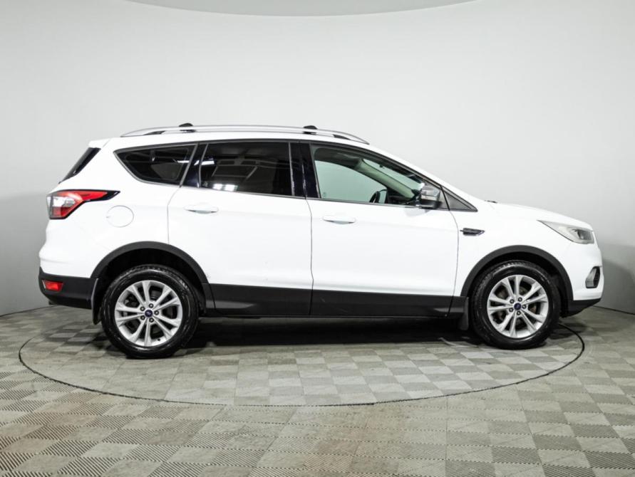 Ford Kuga II Рестайлинг Санкт-Петербург  - изображение 4