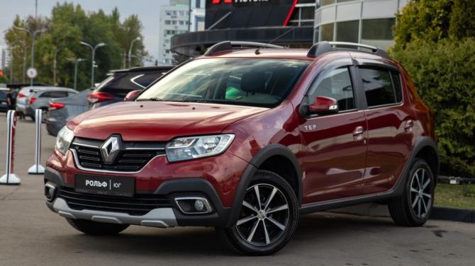 Renault Sandero II Рестайлинг с пробегом 2019 года, цена 848 000 рублей, 237601 км, хэтчбек, Автокод Объявления