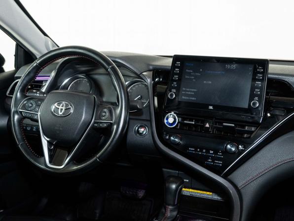 Toyota Camry VIII (XV70) Рестайлинг с пробегом 2021 года, цена 3 400 000 рублей, 114980 км, седан, Автокод Объявления