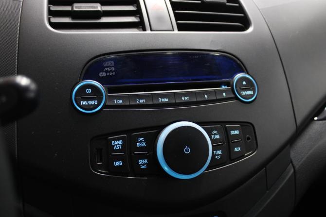 Chevrolet Spark III с пробегом 2011 года, цена 598 000 рублей, 89073 км, хэтчбек, Автокод Объявления