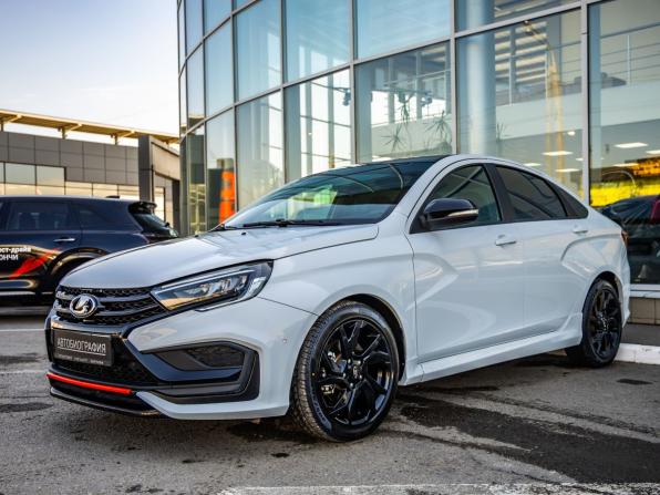 Lada (ВАЗ) Vesta I Рестайлинг (NG) с пробегом 2023 года, цена 1 688 100 рублей, 16771 км, седан, Автокод Объявления