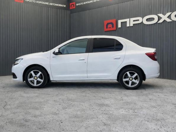 Renault Logan II с пробегом 2017 года, цена 917 000 рублей, 93800 км, седан, Автокод Объявления