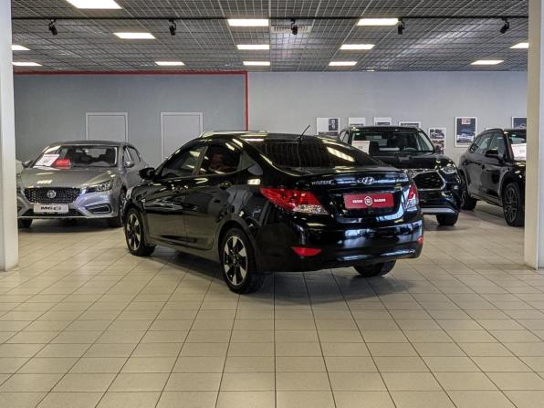 Hyundai Solaris I с пробегом 2013 года, цена 869 900 рублей, 203000 км, седан, Автокод Объявления