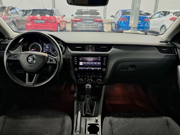 Skoda Octavia III (A7) Рестайлинг с пробегом 2020 года, цена 1 995 000 рублей, 83000 км, лифтбек, Автокод Объявления