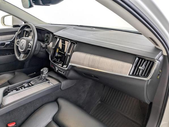 Volvo S90 II Рестайлинг с пробегом 2021 года, цена 3 695 000 рублей, 75437 км, седан, Автокод Объявления