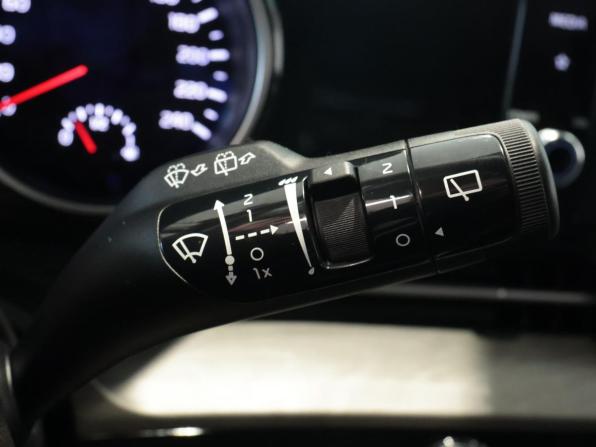 Kia Carnival IV с пробегом 2021 года, цена 3 720 000 рублей, 78000 км, минивэн, Автокод Объявления