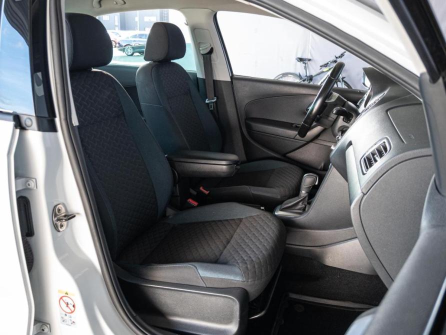 Volkswagen Polo V Рестайлинг Краснодар  - изображение 8