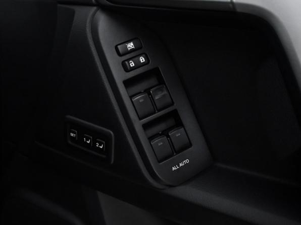 Toyota Land Cruiser Prado 150 Series Рестайлинг 2 с пробегом 2019 года, цена 4 850 000 рублей, 75400 км, внедорожник, Автокод Объявления