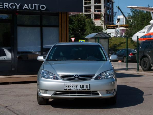 Toyota Camry V (XV30) Рестайлинг с пробегом 2004 года, цена 680 000 рублей, 431044 км, седан, Автокод Объявления