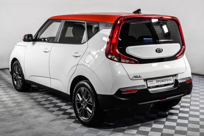 Kia Soul III с пробегом 2021 года, цена 2 075 000 рублей, 61000 км, хэтчбек, Автокод Объявления