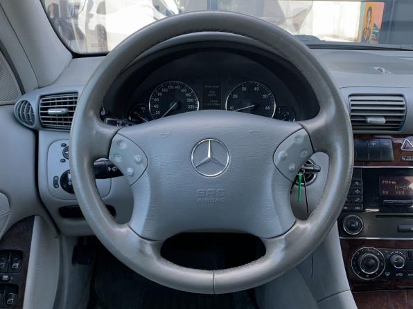 Mercedes-Benz C-Класс II (W203) Рестайлинг с пробегом 2004 года, цена 819 000 рублей, 251667 км, седан, Автокод Объявления