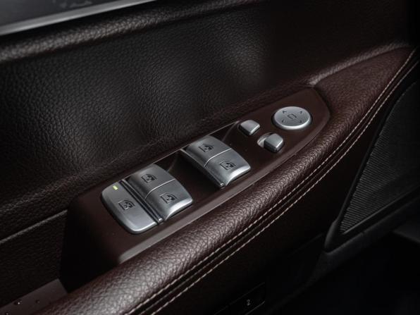 BMW 7 серии VI (G11/G12) с пробегом 2018 года, цена 4 350 000 рублей, 97856 км, седан, Автокод Объявления