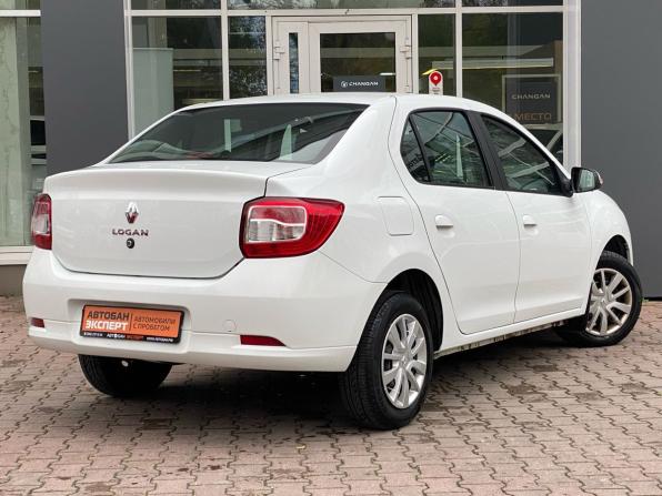 Renault Logan II Рестайлинг с пробегом 2021 года, цена 1 199 000 рублей, 30000 км, седан, Автокод Объявления